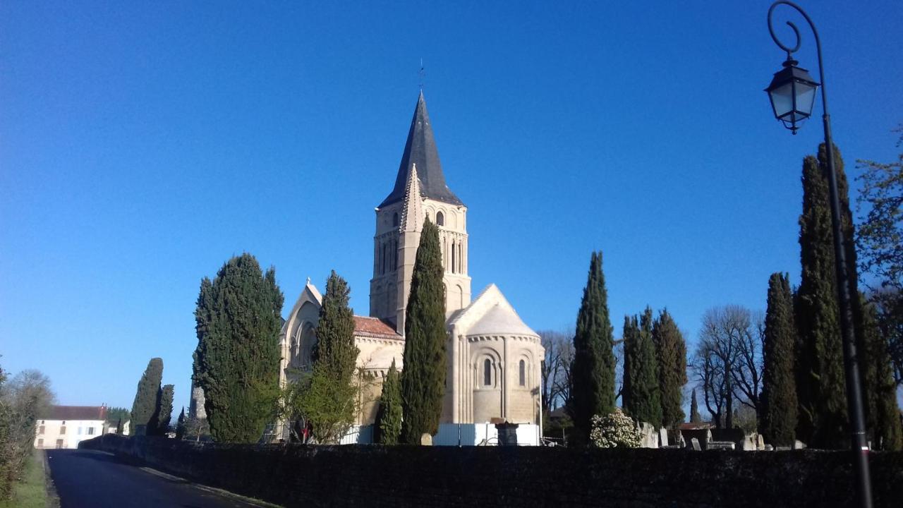 Les Volets Verts Aulnay Aulnay  Esterno foto