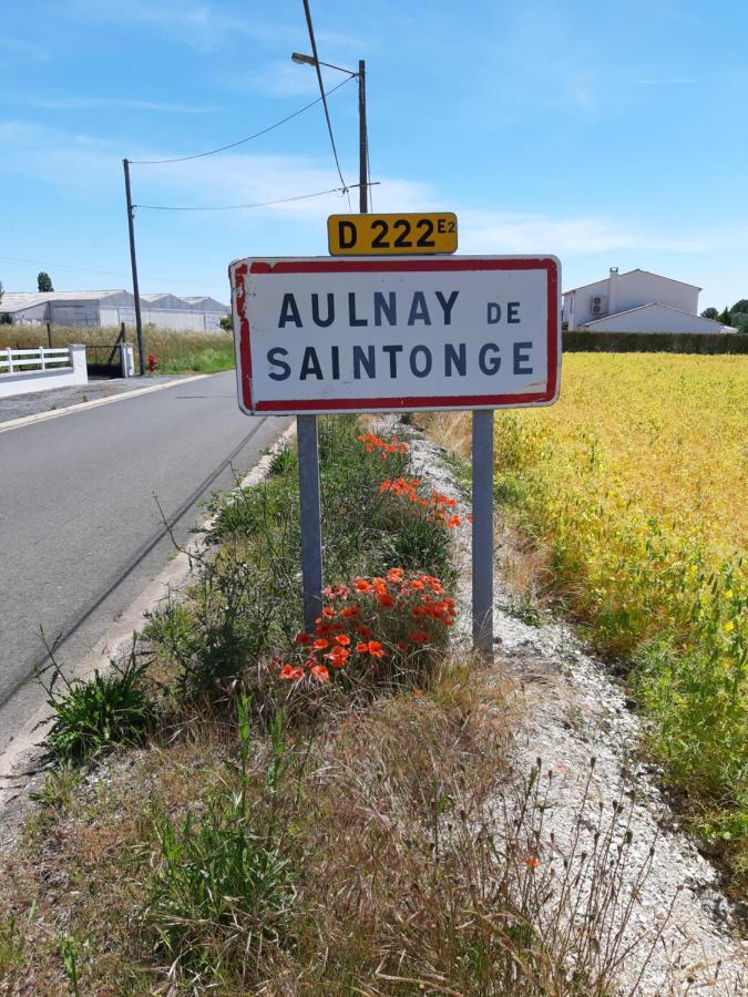 Les Volets Verts Aulnay Aulnay  Esterno foto